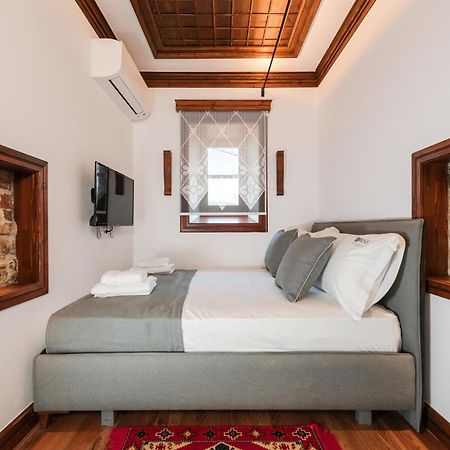 Dam Stone Boutique Hotel Gjirokastër Екстериор снимка