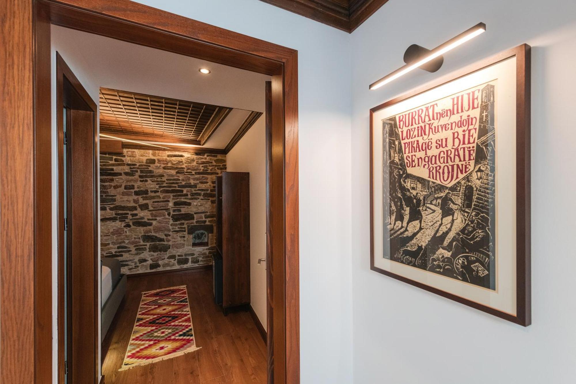 Dam Stone Boutique Hotel Gjirokastër Екстериор снимка